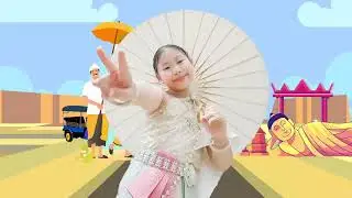 タイ衣装を着てワット・アルンで写真撮影！