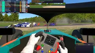 Aun sigo insistiendo con los F4.. (F4/Lime Rock/iRacing)