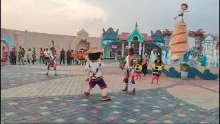 Dream Asia: Fire show