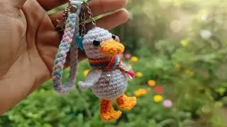 crochet duck keychain, crochet keychain/@YoModa-re7jk