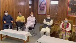 Dr Farooq Abdullah Presided over a meeting of Party functionaries at Party head quarters