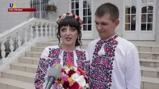 August Wedding Season: Lucky Number Eight Means Eternity