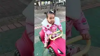 Toddler Says &ldquo;Get Me Off!&rdquo; Then Chooses Another Ride 😮