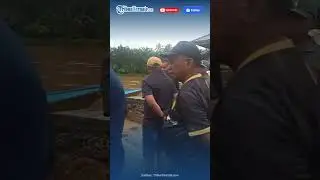 WAKIL GUBERNUR MALUKU UTARA SARBIN SEHE TURUN LANGSUNG PANTAU BANJIR DI HALMAHERA BARAT