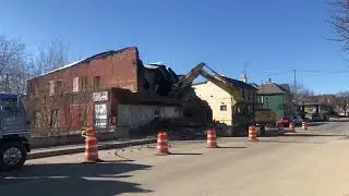 Building Demolition on Perry Street next to Rock Creek￼