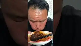 Eating Black Bean Noodles | Chinese Mukbang #shorts