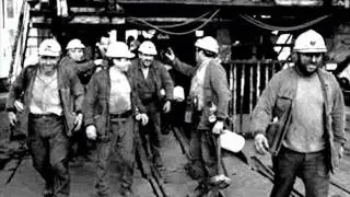 Spanta La Xente Canciu al Mineru