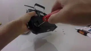 3 IN 1 Wireless Module Mod for DEVO 10 Deviation - Part 4  - Opening Devo 10