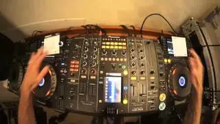 Урок сведения EDM для начинающих диджеев от ELLASKINS THE DJ TUTOR