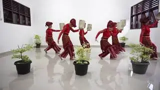 SMPN 4 MEDAN_NANDITA, dkk_TARI KREASI
