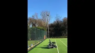 Installation of 400W LED sports light for tennis court