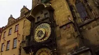 1000 Touristenkameras in Prag astronomische Uhr (Orloj) Rathaus astronomical clock Prague