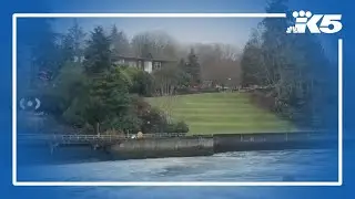 Kayaker dies near Ballard Locks
