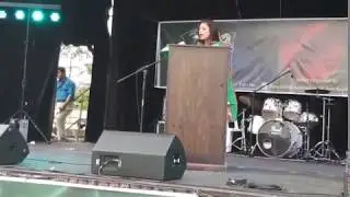 Juddhe Jacchi - Bengali poetry recitation by Nusrat Jahan Smriti at Bijoy Mela