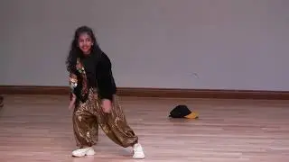 Bollywood Vibes on Stage | Sruthi Music & Melody Stars | Annual Day 2025