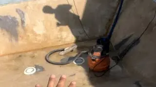 HOW TO SET A LINER OVER STAIRS IN SWIMMING POOL #swimmingpool #diy #video