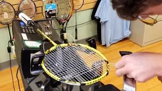 How to String a Yonex Voltric 8 Badminton Racquet (Tom Overgaard)