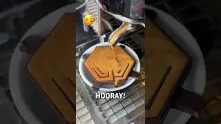 Chocolate coffee maze runner looks so satisfying! 🤩🍫  -  🎥 latteartcity