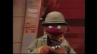 Bert and Ernie pyramid Finding Nemo Music 2