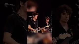 John Mayer's electric guitar solo is so smooth 😍