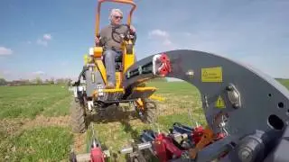 Terrateck - Binage de micro parcelles d'exp&eacute;rimentation de bl&eacute; 6 rangs 20cm