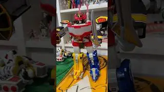 Playmates Toys Mighty Morphin Power Rangers Megazord #mmpr #powerrangers
