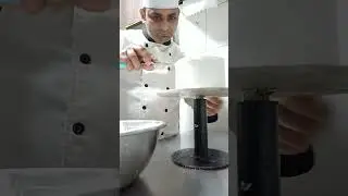 Fresh Fruit cake step by step #londoncakedesigner #youtubeshorts #cakeart #ratendra  #viral #video