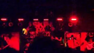 Emmure - R2Deepthroat (Live)