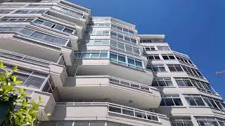 0.5 Bedroom Apartment To Let in Sea Point, Cape Town