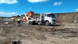 Tipping 4 Cubic metre skip