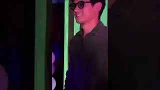 DUSTIN YU WITH FANS 🤩