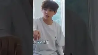 taehyung watching tv with his tata mic reaction #shorts #bts