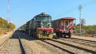 Legendary Shalimar express keeping his legacy by overtaking a freight train at good speed #viral 