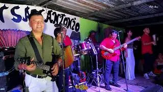 GALLINA DEL PATIO AJENO CHENTE SANJUR DESDE VALDEZA DE CAPIRA/Fiesta de Braulio Rodríguez 