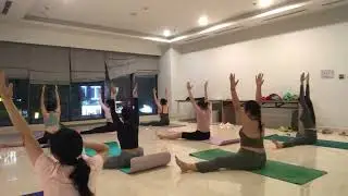 Hatha yoga : tổng hợp kéo sâu