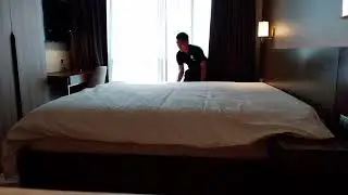 Hotel Bedmaking Process | Neat, Crisp & Professional Look