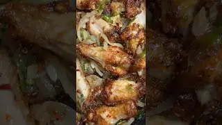 Salt n Pepper Wings 🤩 updated recipe anyone?Like&Subscribe #food #chicken #viral #foodie #recipe