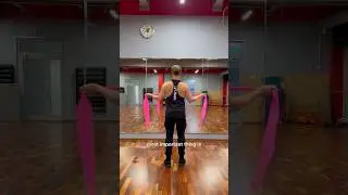 Упражнение с резиной / спина / танцы #dancesport