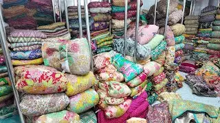The factory is empty. Boutique fabrics wholesale market Surat fabric manufacturer Surat