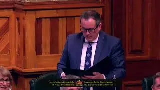 Райан Каллинз размышляет о законодательной сессии правительства Холта, напоминающей сериал &laquo;Сайнф...