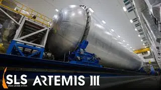 The Liquid Hydrogen Tank for Artemis III