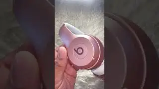 Beats Solo 3 unboxing | Affordable and lightweight. Perfect for the girls on the go!