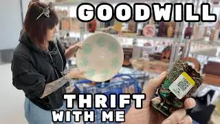What's THAT On the Goodwill Shelf? | Thrift With Me