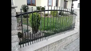 Kovaný plot svépomocí krok za krokem