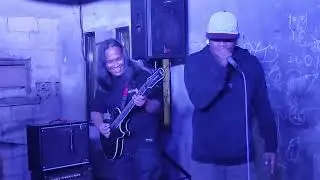 Greyhoundz - DOBLE KARA - HOLE(cover)