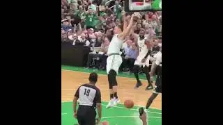 @alhorford with the drive & dish to @grantwill2   GAME 7 &bull; #NBAonABC 2