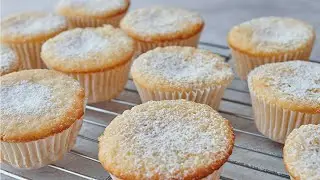 Vanilla Cupcakes