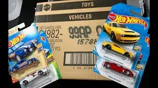 Lamley Unboxing: 2018 Hot Wheels International P Case