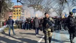 Pogledajte korteo navijača Sarajeva: Horde zla se zaputile ka Grbavici