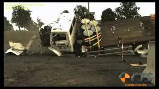 Crash test Freightliner vs. Bollard: ASTM F2656, M40